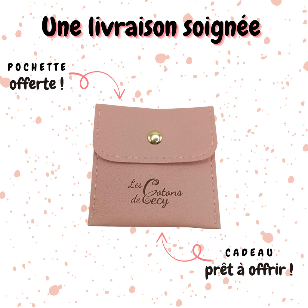 Bracelet jonc avec médaille