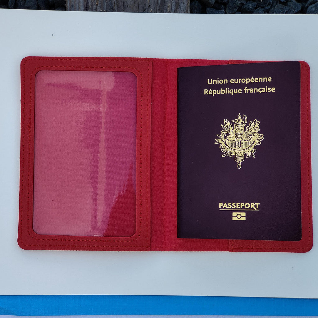 Protège passeport personnalisé, étui personnalisable, idée cadeau voyage, cadeau pour voyage, gravure de qualité réalisée au laser